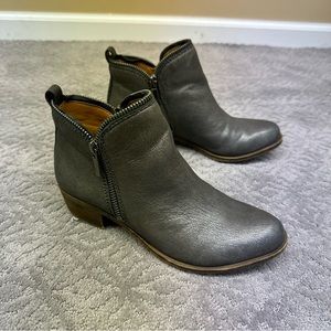 Lucky Brand Bartilino Ankle boots size 6 in pewter grey